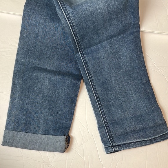 Wit & Wisdom LUXE TOUCH Girlfriend Jean.  Blue Vintage Distressed Denim - Picture 15 of 15